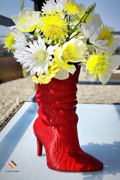 a life in games High Heel Decorative Vase / Large – Stylish Modern Tall Artificial Flower Design White and Colorful 20cm