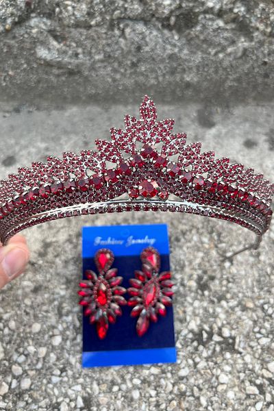 Hobigram Daniela Burgundy Bridal Henna Crown Special Occasion Accessory Women's Crown and Thin Shuttle Earring Set