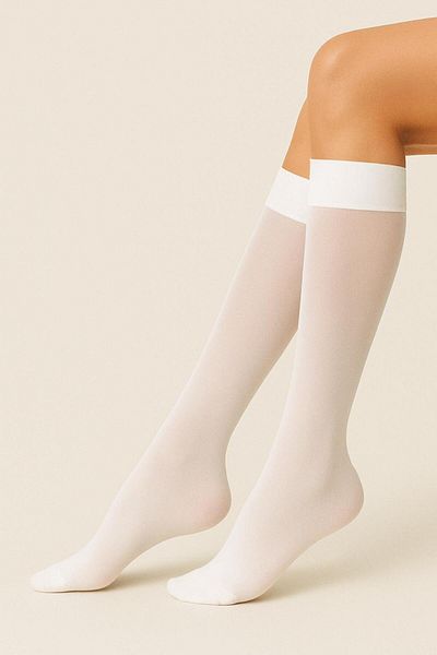 DÜVEN Women's Knee-High Pants Socks Medium Thick Micro 40 White Matte Mousse Socks