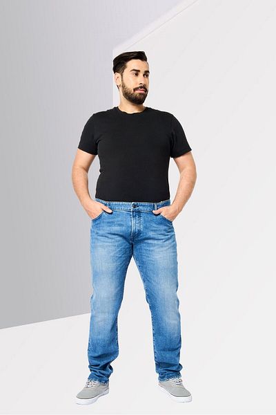 Boss By Hugo Boss Men Regular Fit Washed Stretchable Jeans, Blue