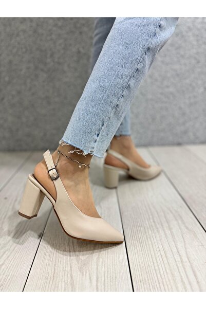 ayakkabiyolla Pantofi cu toc cu vârf ascuțit crem cu spatele deschis