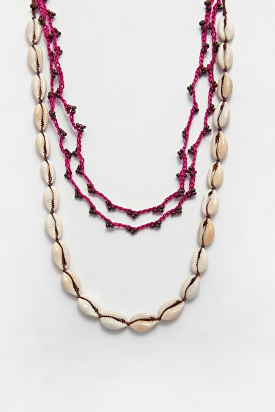 Pull & Bear Deniz kabuklu ve boncuklu kolye