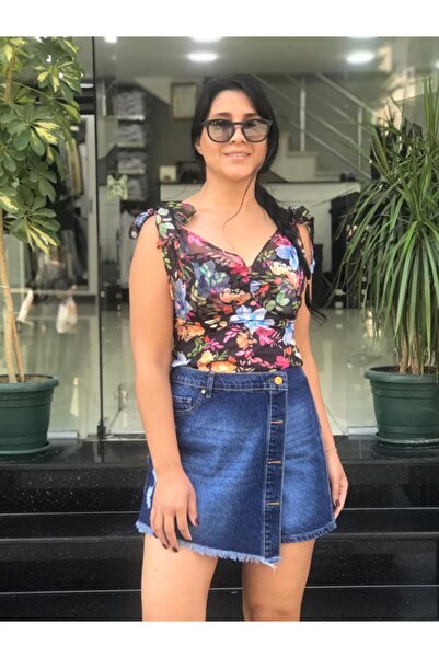 Miranda Life Floral Patterned Strappy Blouse