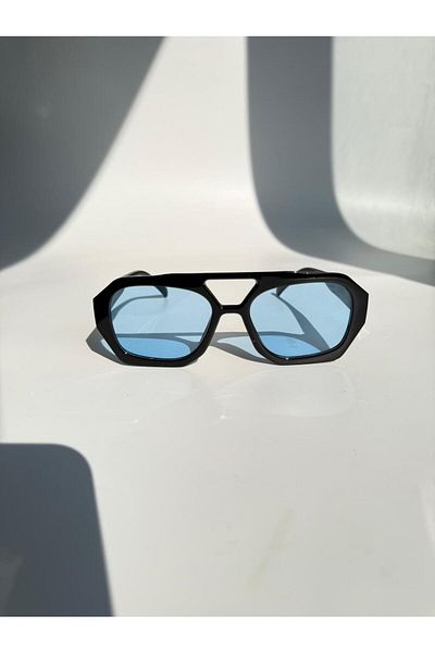 dsneyewear Edwina Sunglasses