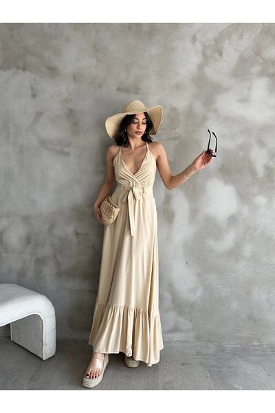 Moda Lounge Μονόχρωμο υφαντό φόρεμα με διπλό γιακά