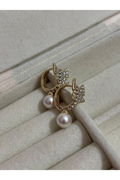 Akiha Aksesuar Gold Vintage Xuping Earrings with Butterfly and Pearl