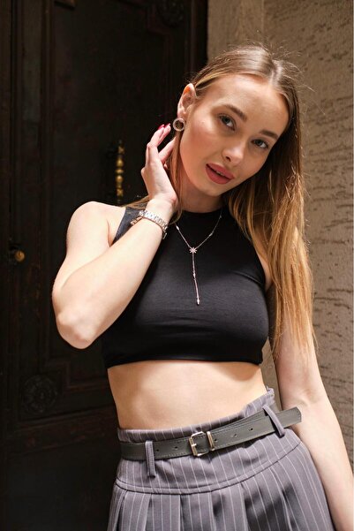 Crop Top Minimaliste Blanc Düz Siyah Vücuda Oturan Günlük Crop