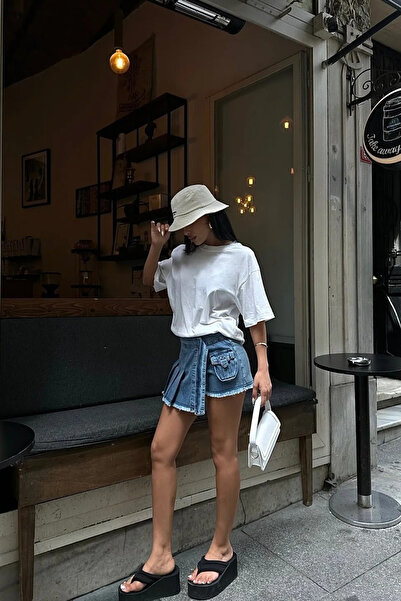 Stil Sepeti Жіночі темно-сині вантажні кишені з китицею з детальним покриттям джинсові шорти спідниця ELY-1000789310