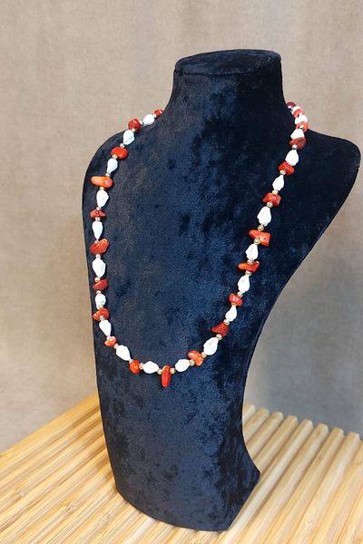Uretti - Özlem 9422 5286 Handmade Seashell and Coral Stone Necklace