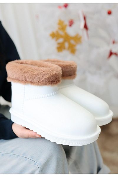 Celira Mordi White Oval Toe Waterproof Boots with Fur Inside