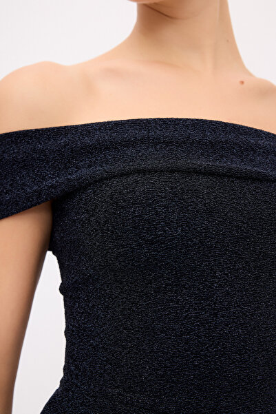 adL Night Zoom Düşük Omuz Elbise