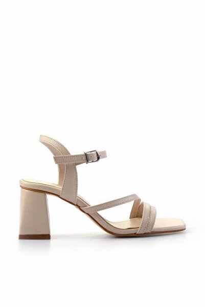 Bambi Bej Kadın Klasik Topuklu Ayakkabı K05477050209