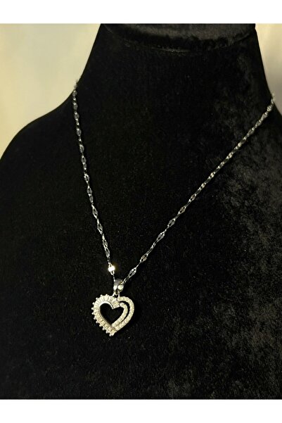 CEY ACCESSORY Stone and Pearl Detail Heart Necklace