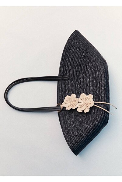 MANGO Woman Doğal liften charm çiçekli hasır çanta