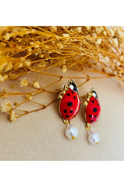 Markiz Takı Brand Ladybug Faux Pearl Earrings