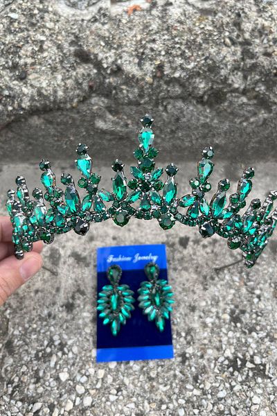 Hobigram Elvira Green Bridal Henna Crown Special Occasion Accessory Women's Crown and Thin Shuttle Earring Set