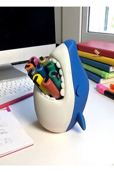 a life in games Suport pentru stilou Blue Shark Design – Cutie de creion distractivă, organizator pentru pix și pix