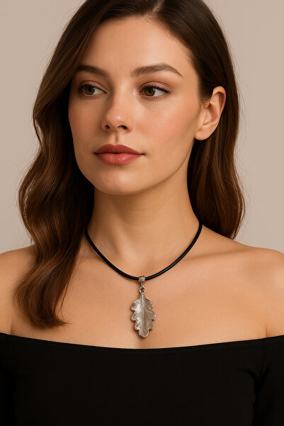 SYAZE قلادة من أوراق الشجر الطبيعية من زاماك