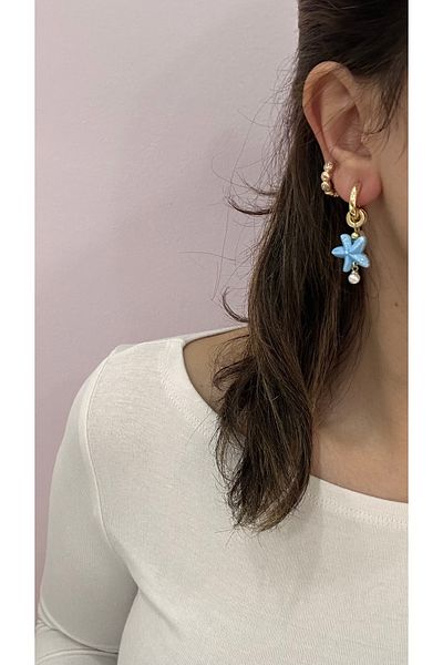 YENGEÇ Ceramic Star Earrings with Pearl Detail