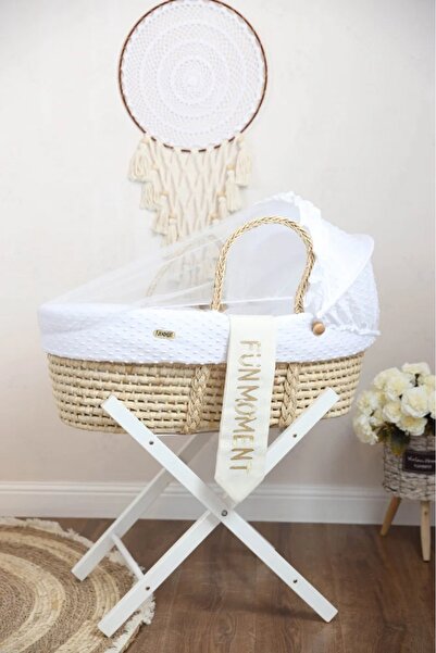 Fun Moment مهد مواليد (سلة موسى) لون ابيض + قاعدة