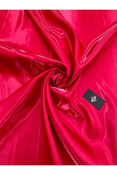 Luxuro Satin Liquid Fix Bright Red
