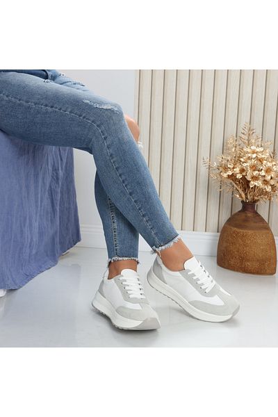 MODA STİL Women's casual shoes White made of natural leather Bella, 37