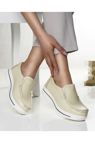 MODA STİL Women's casual beige shoes made of natural leather savannah, 39