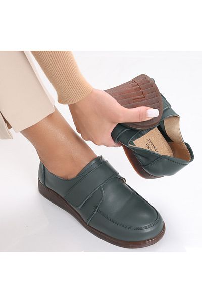 MODA STİL Women's casual shoes Green made of natural leather Jarin, 41