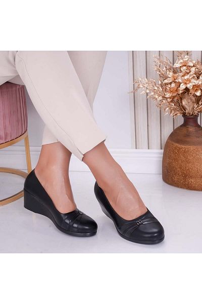MODA STİL Women's Black Platform Shoes Made of Eco-Leather Carolyn, 39