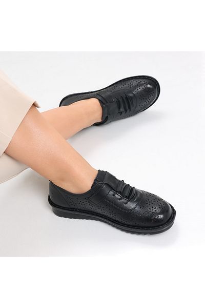 MODA STİL Women's casual black shoes made of Atrisa Eco-leather, 36