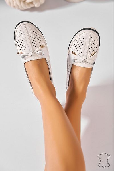 Joana Women's Loafers Natural Leather White Nerissa