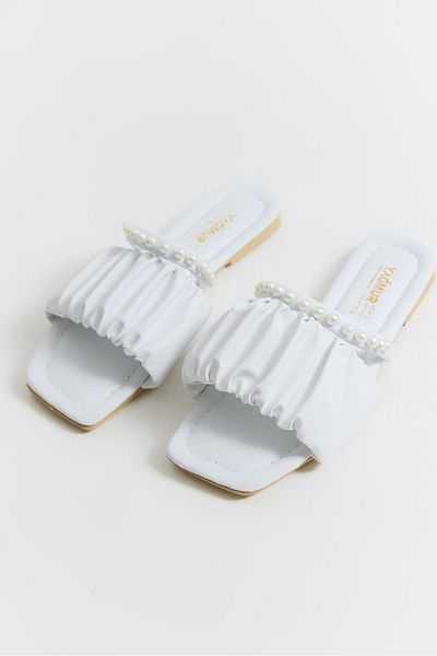 Raneel Kazançlı Alışveriş Stylish Slippers with Pearl Stone and Drawstring Detail White
