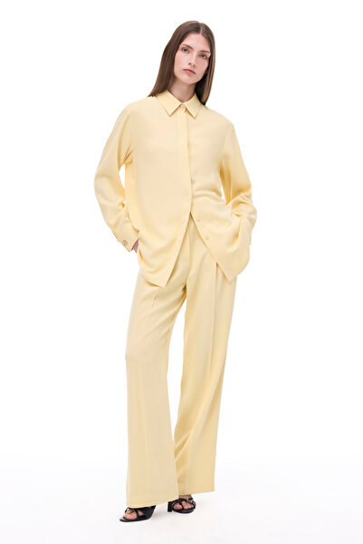 Perspective Ser as Vanilla Color Women's Shirt