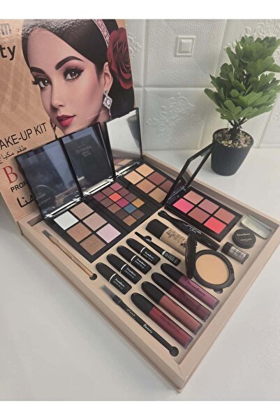 Xtream Beauty مجموعة مكياج متكاملة من إكستريم بيوتي بوكس