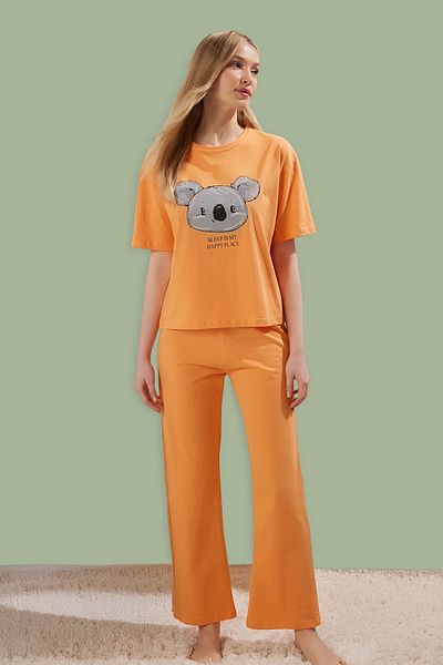 Trendyol Collection Oranžová 100% bavlna Koala Pletená pyžamová souprava THMSS23PT00134