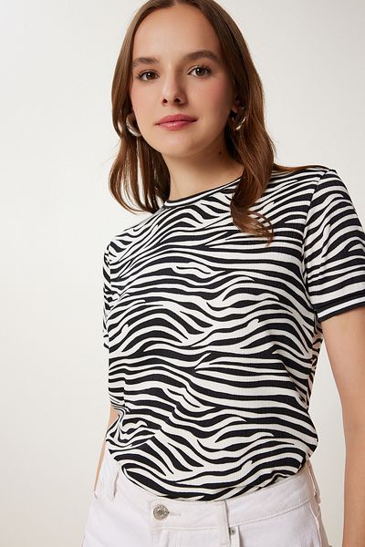Happiness İstanbul Women's Black and White Patterned Stretch Knitted Blouse Tp00078