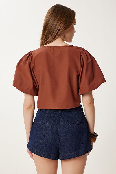 Happiness İstanbul Γυναικεία Μπλούζα Καφέ Μπαλόνι Κεντημένη Crop Poplin TP00082