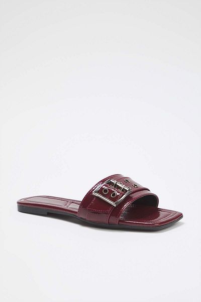TRENDYOL SHOES Klapki damskie Claret Red Accessory Detailed Flat Style TAKSS25TE00061