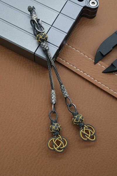 dergah tesbih 2-Piece Silver Kazaziye Knitted Whip