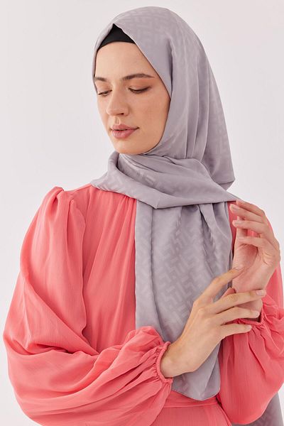 MİRSOY SCARF Ανοιχτό γκρι μοτίβο Tetris μεταξένιο σάλι ζακάρ