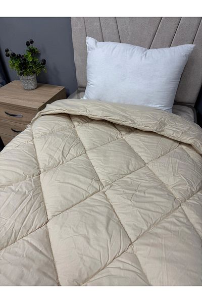 Clasy Ranforce 100% Cotton Double Quilt - Double Sided Olerin V1 Cream Plain Pattern Quilted