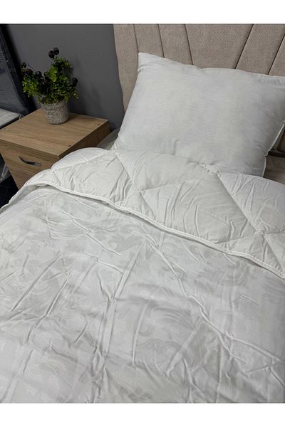 Clasy Cotton Satin Quilt - Plain Patterned White 100%