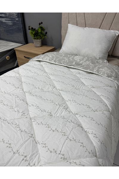 Clasy 100% Cotton Ranforce Single Quilt Double Sided Asrt Gray Floral Pattern