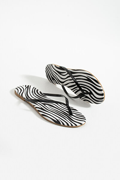 Bermody Jelly Γυναικείες άνετες λουστρίνι κομψές σαγιονάρες καλοκαιρινές παντόφλες παραλίας στην πισίνα