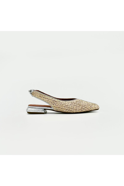 Folle حذاء باليرينا نسائي من الجلد بتفاصيل فضية من Wicker – كعب منخفض