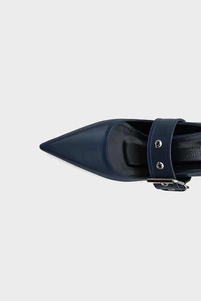 Capone Outfitters Roda Damenschuhe mit spitzer Zehenpartie und mittelhohem Absatz und Metallschnalle