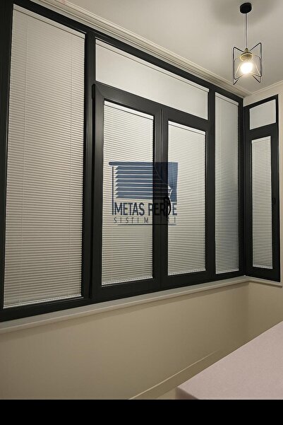 MT Plise Perde(BEYAZ) Kolay Yapışkanlı Montaj Katlanabilir Cam Balkon Perdesi-ofis-ev Perdesi