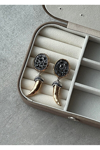 Serenity Atelier Yeni Sezon Zirkon Taş Detaylı Gold Eskitme Biber Küpe (6cm)