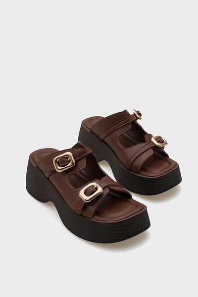 Capone Outfitters شبشب نسائي بكعب عريض وإبزيم مزدوج من ماشا