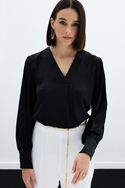 Sateen V Yaka Saten Bluz - Siyah